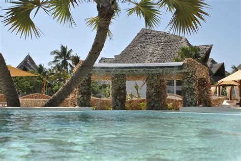 Kola Beach Resort Beach: Pictures & Reviews .